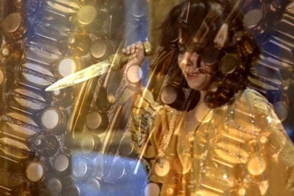 These Hammers Don’t Hurt Us | Michael Robinson